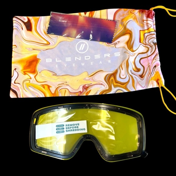 Blenders Aura Snow Googles - Picture 8 of 15